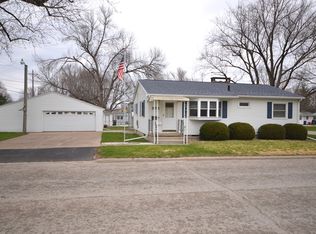306 W Louise St, Waterloo, IA 50703