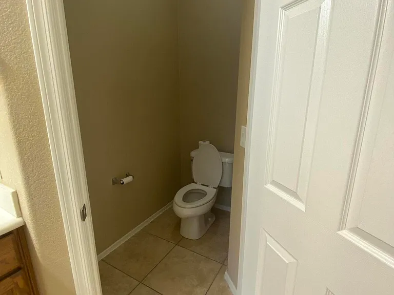 13510 W Avalon Dr — Photo 29