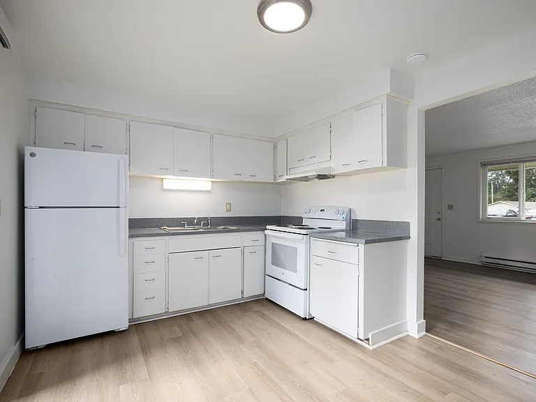 Timberwood Apartments — Photo 5