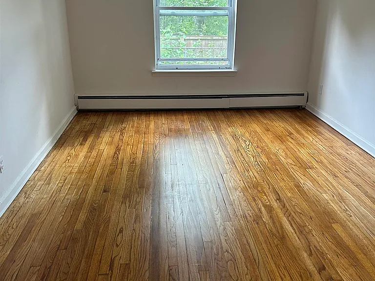 513-515 Grand Ave #I — Photo 3