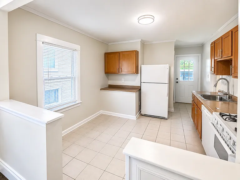 6248 Odell St — Photo 5
