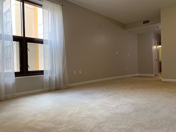 5th image of 1150 J St Unit 613