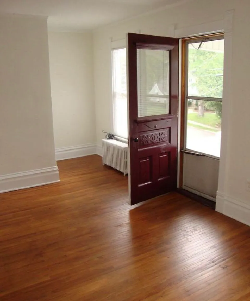 2 bed, 900 sqft, $1,450 — Photo 2