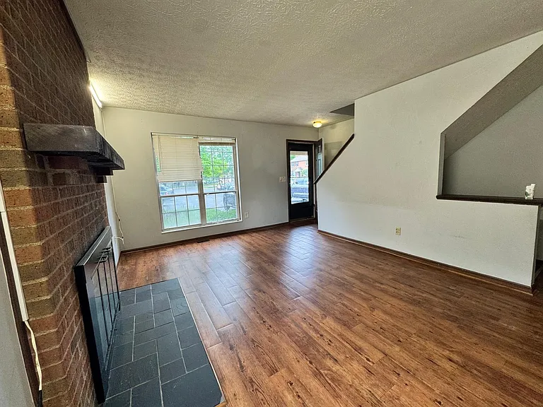 5266 Griffen House Ct — Photo 9
