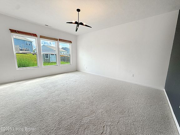4th image of 135 Eagles Crest Ct