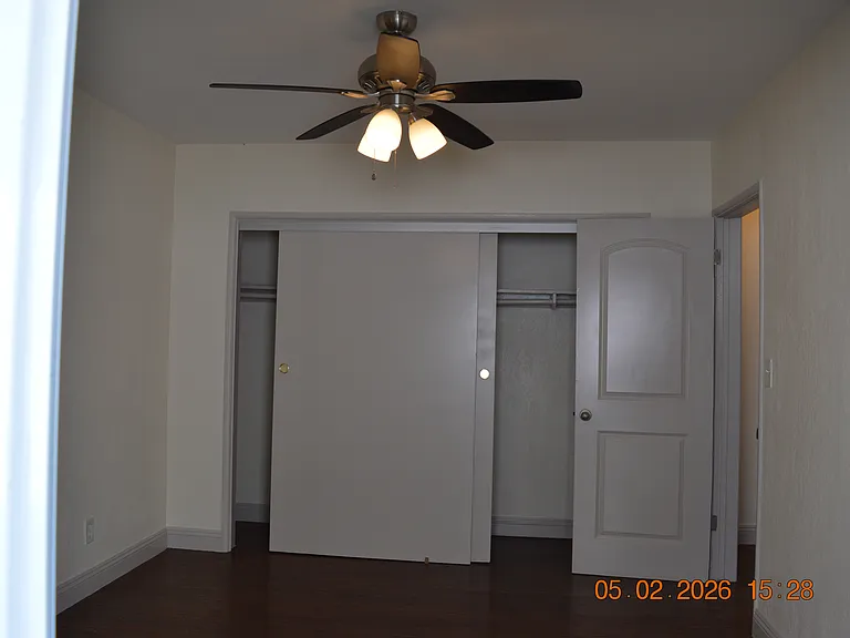 14233 Broadway — Photo 16