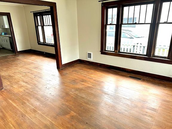 4th image of 2916 Aberdeen Ave
