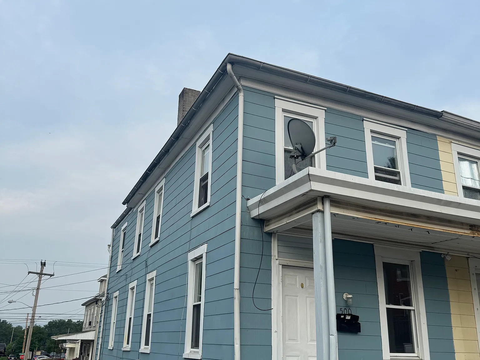3 bed, 1200 sqft, $1,390 — Photo 4