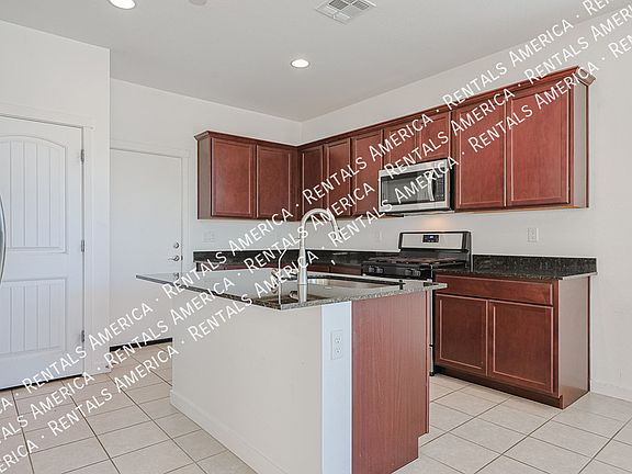 4th image of 6038 W Hartford Ct