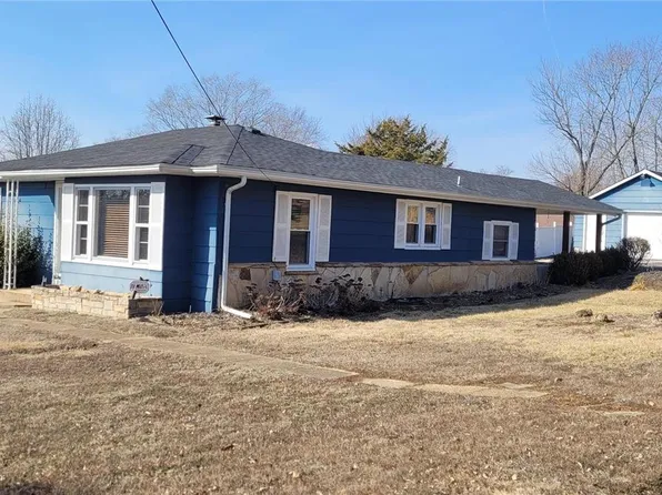 95 W Springfield Rd, Saint Clair, MO 63077