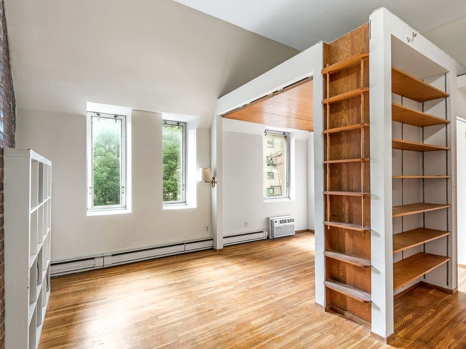 1st image of 59 W 90th St APT 4F