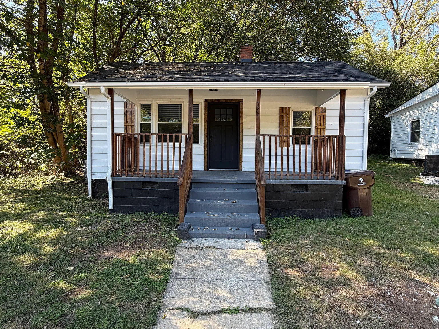 2 bed, 800 sqft, $995 — Photo 2