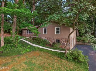 6933 Riverwood Dr, Knoxville, TN 37920