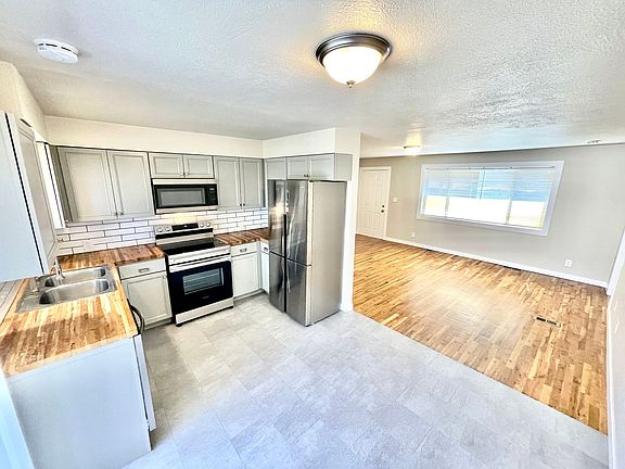 4th image of 605 Saint Francis St
