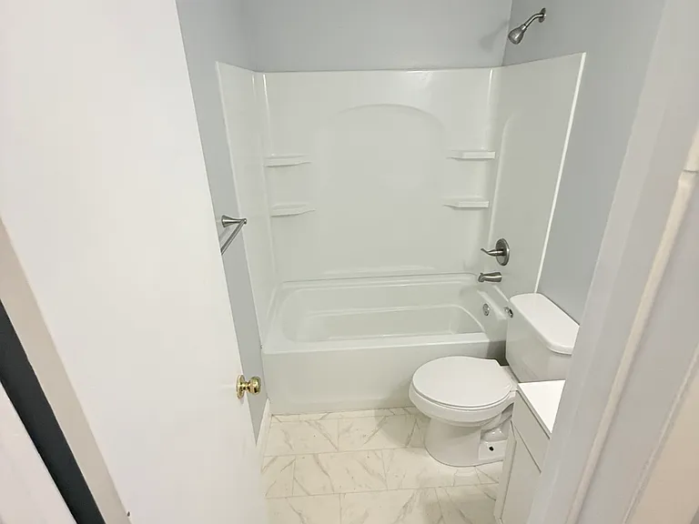 129 Lee Dr — Photo 11