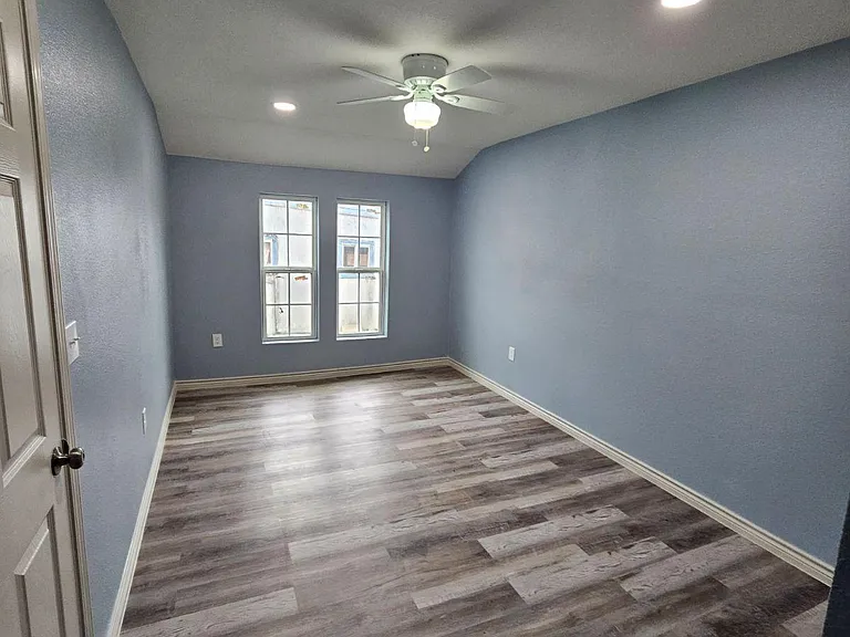 234 Blevins St #B — Photo 4