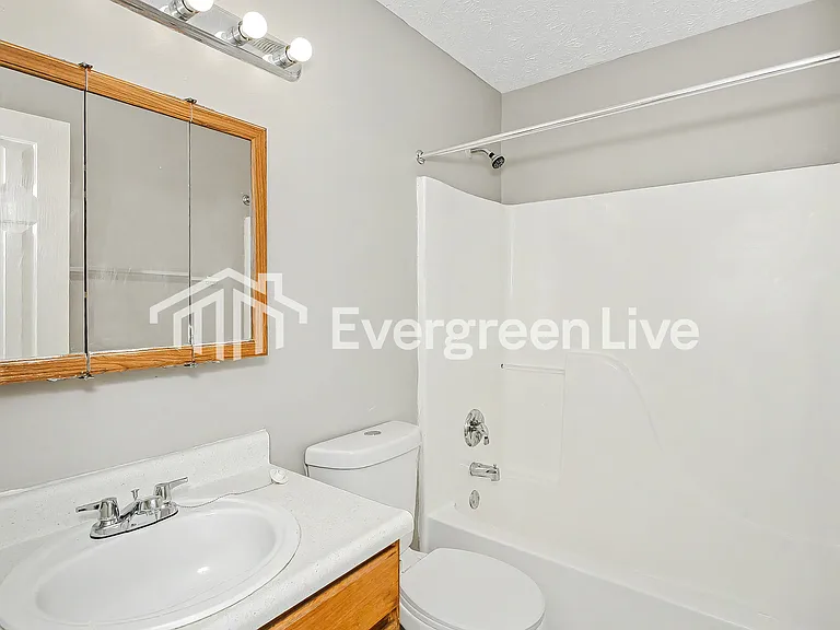 4919 Lewiston Dr — Photo 14