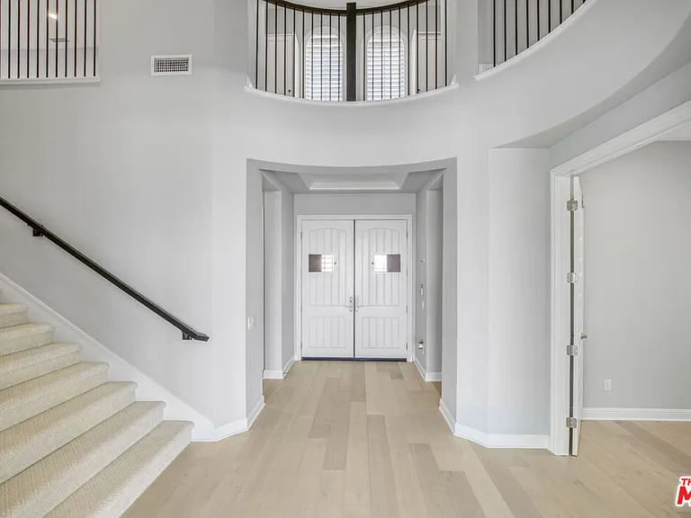20326 W Liverpool Way — Photo 8