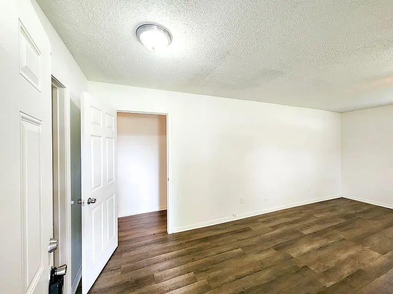 1307 Dwinnell St — Photo 1