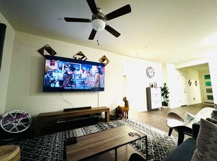 6598 E Lamona Ave #1, Fresno, CA 93727