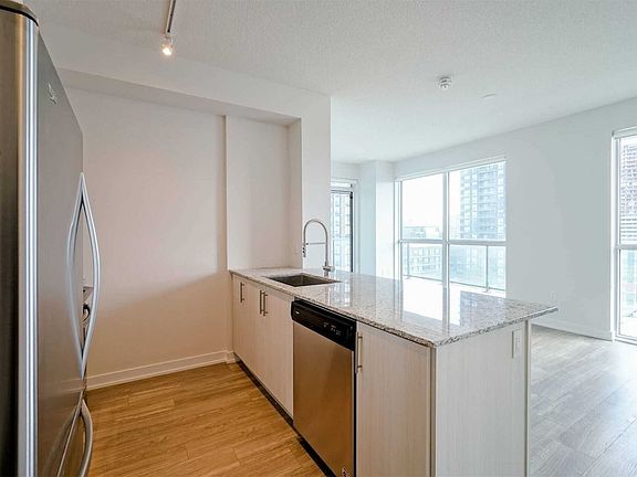 5th image of 4055 Parkside Village Dr #1118