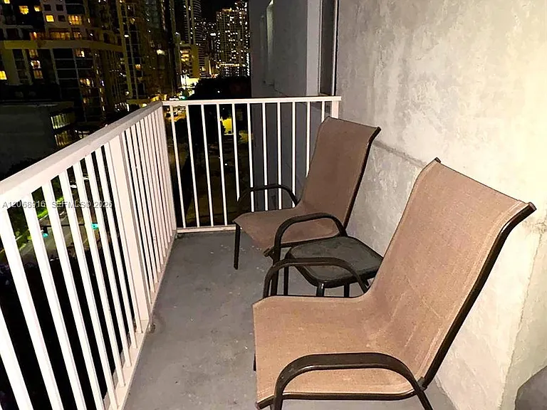 800 N Miami Ave #E-905 — Photo 12