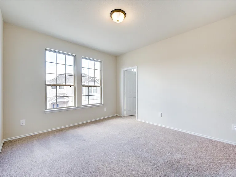 10329 Harmon Smith Dr — Photo 32