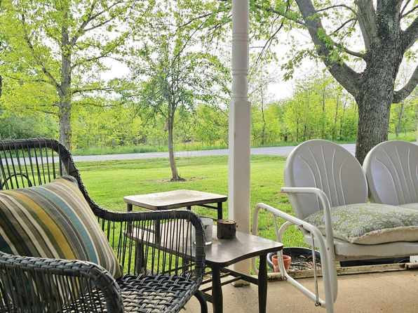 2520 N America Rd, Galatia, IL 62935
