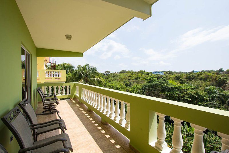 1st image of MAE Calle Vista Linda