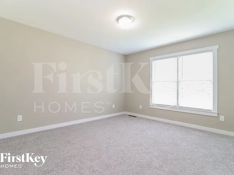 321 Spring Ridge Dr — Photo 12