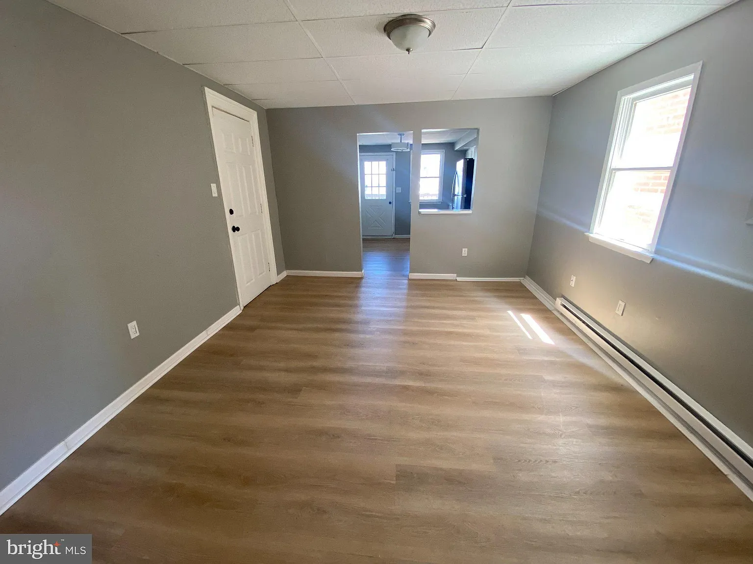 1 bed, 1.0 bath, 700 sqft, $950 — Photo 3