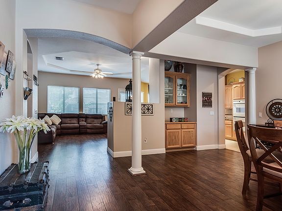 4th image of 1001 Cornhill Way