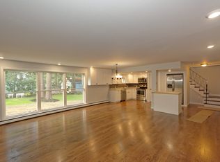 9 Couse Pl, East Greenbush, NY 12061