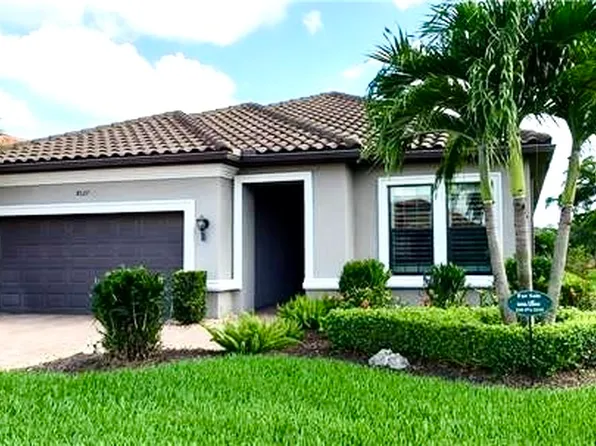 8527 Palacio Ter N, Naples, FL 34114