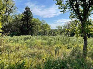 6741 Kimberly Dr, Ozawkie, KS 66070
