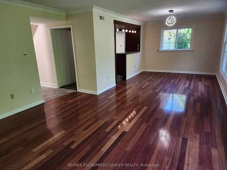 15 Saint Anns Ct — Photo 9