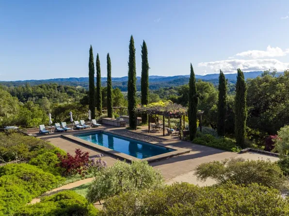 2100 Ridge Oaks Road, Geyserville, CA 95441