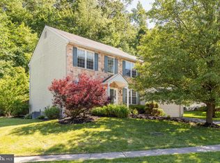 828 Windridge Ln, Downingtown, PA 19335