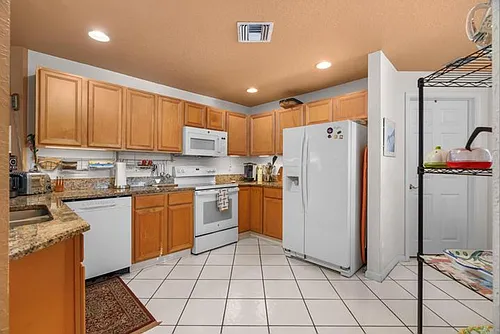 5260 Grande Palm Cir Photo 1
