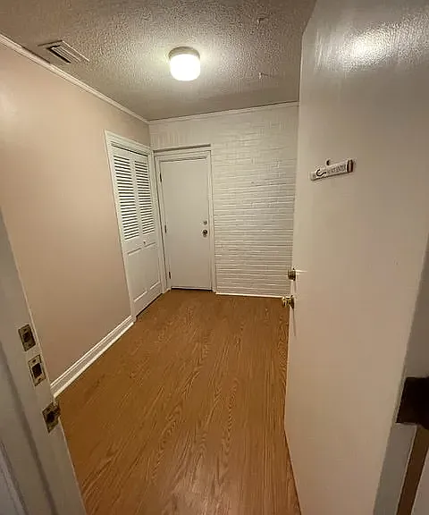 1628 Palma Plz — Photo 16
