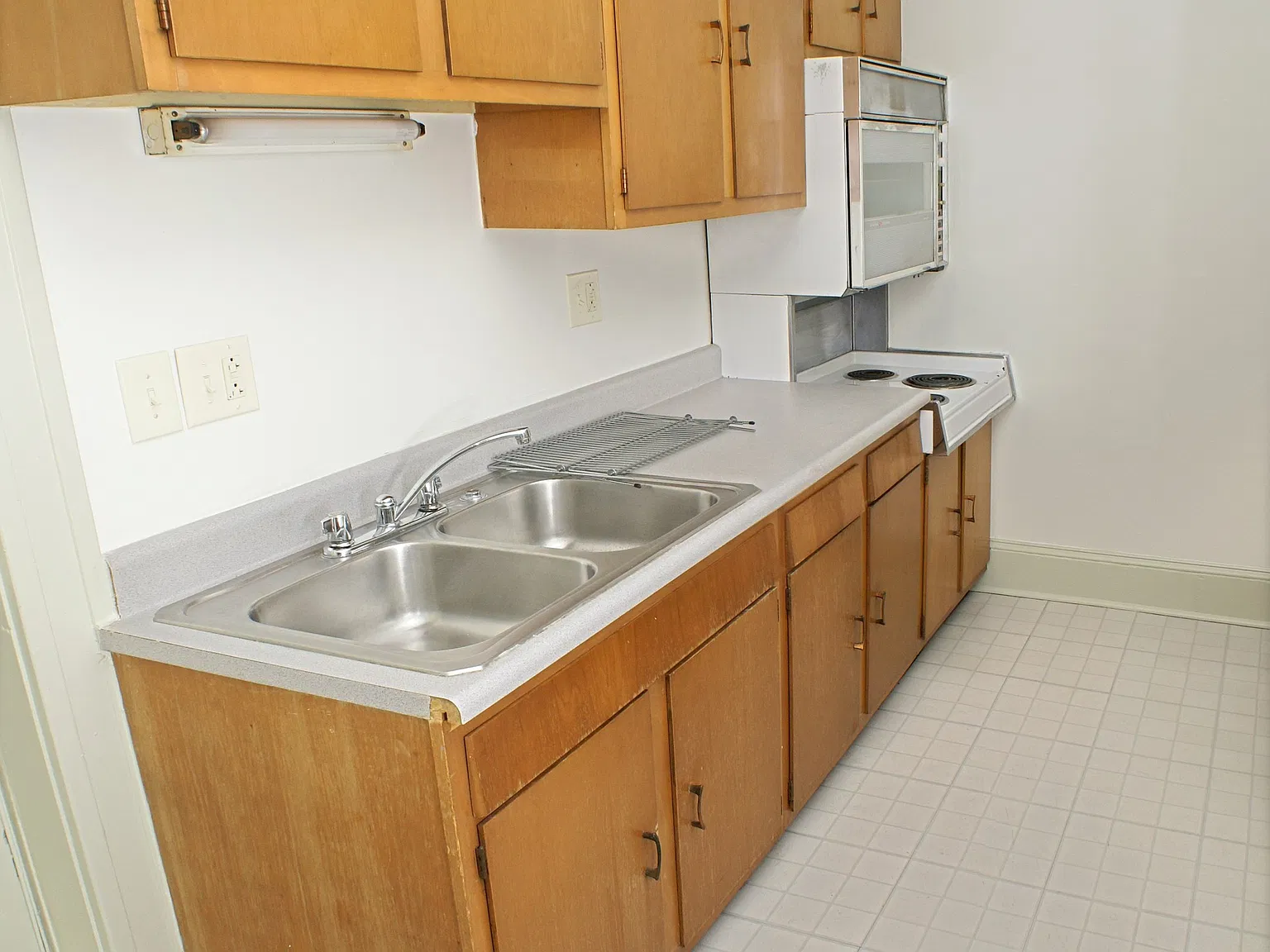 2 bed, 1335 sqft, $1,815 — Photo 4