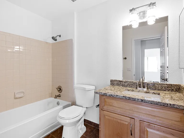 7929 N Supernova Dr — Photo 9