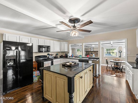 4th image of 18505 Sunnyside Rd