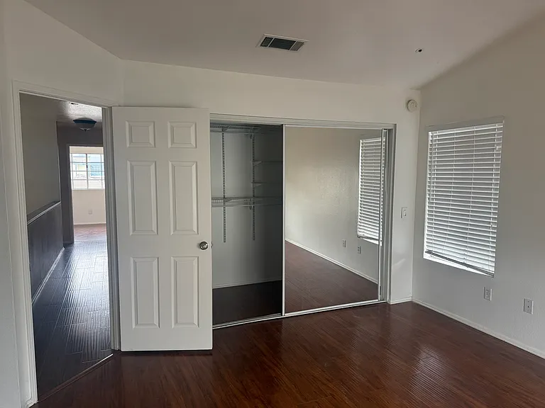 8023 Park Lawn Ct — Photo 11