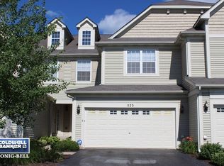 523 Amherst Dr, Sycamore, IL 60178