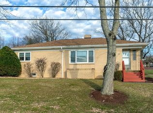 202 Larson Blvd, Belle Vernon, PA 15012