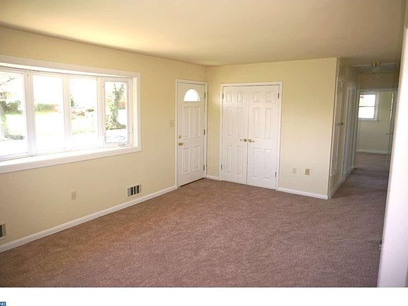 4th image of 2306 Alister Dr