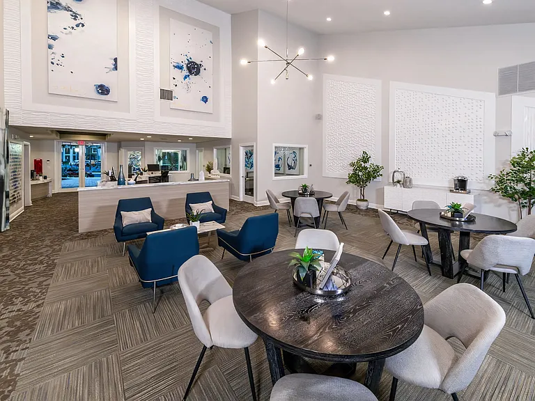 Come discuss your vision for a perfect Lantana apartmentwe're eager to help you make it a reality!