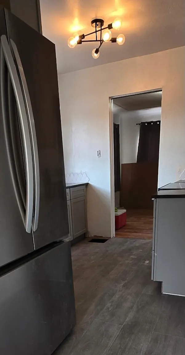 231 Belford Ave — Photo 3
