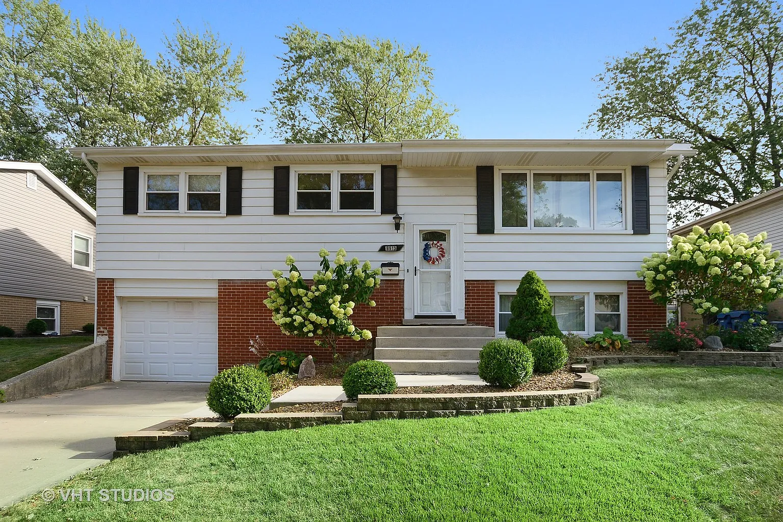 8913 W 91st Pl photo 1